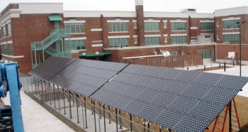 Craig Elementary School, located in New Orleans, installed one of the largest solar systems in the city. | Photo by Emil Albrecht, NREL 18360 Craig Elementary School, located in New Orleans, installed one of the largest solar systems in the city. | Photo by Emil Albrecht, NREL 18360