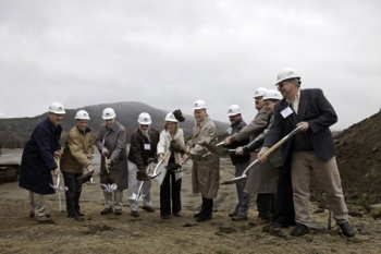 U.S. Rep. Peter Welch (from left), Vermont Lt. Gov. Brian Dubie, SBE board member Win Hunter, SBE board chair Stan Fishkin, Assi U.S. Rep. Peter Welch (from left), Vermont Lt. Gov. Brian Dubie, SBE board member Win Hunter, SBE board chair Stan Fishkin, Assi