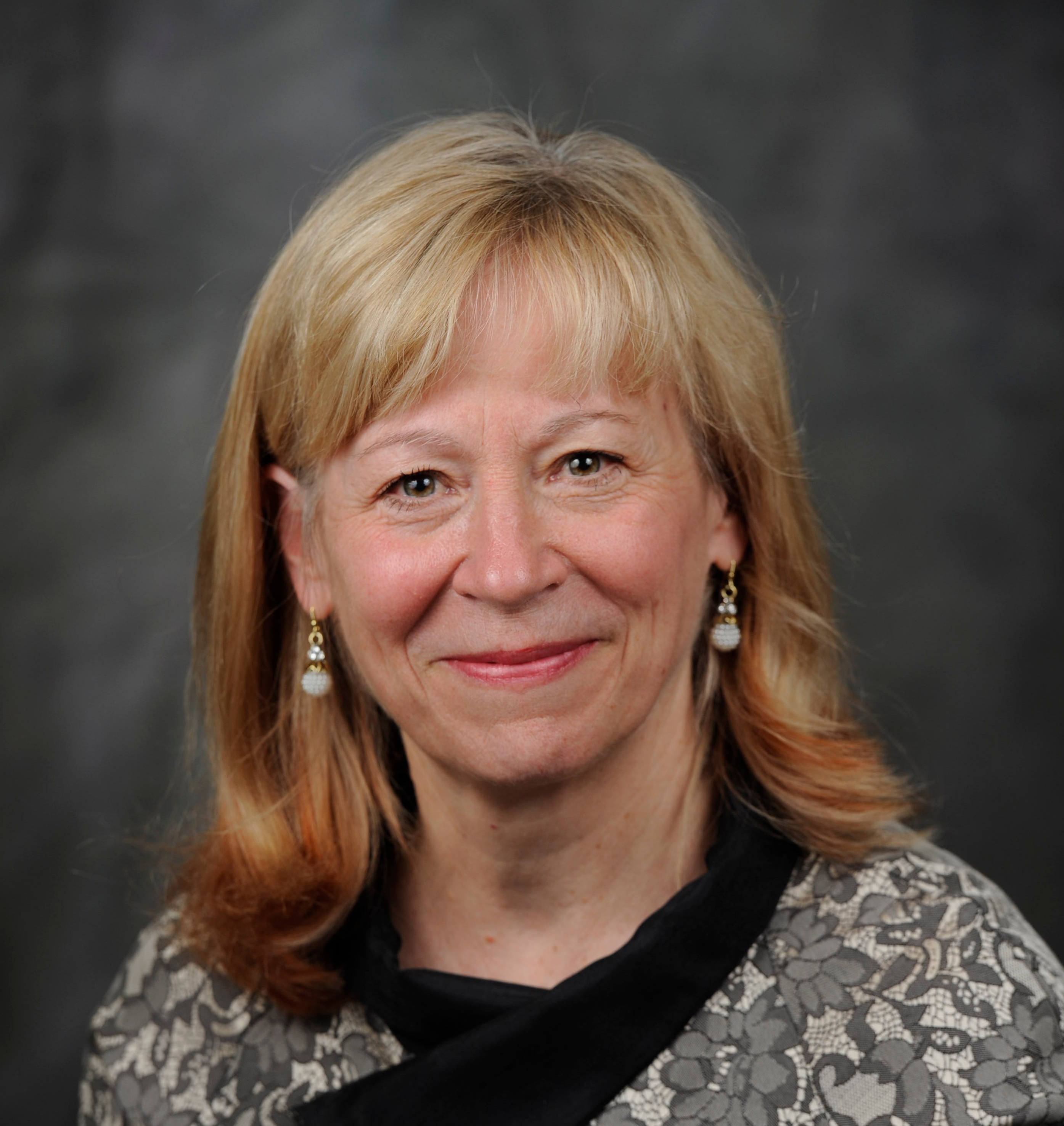 Dr. Geri Richmond