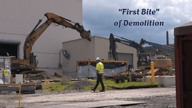 Rotating set of images of demolition at the West Valley Site