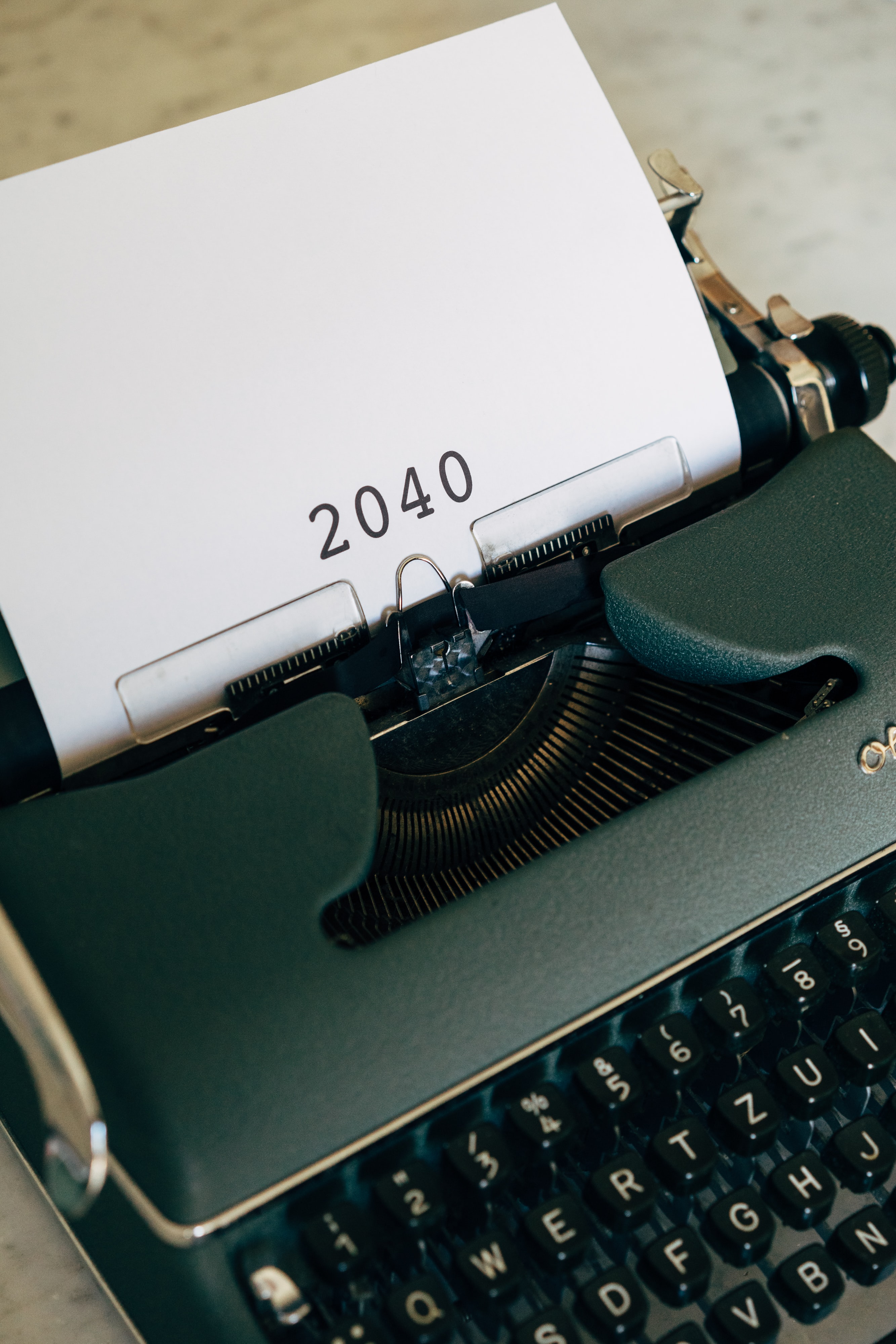 photo of old typewriter 