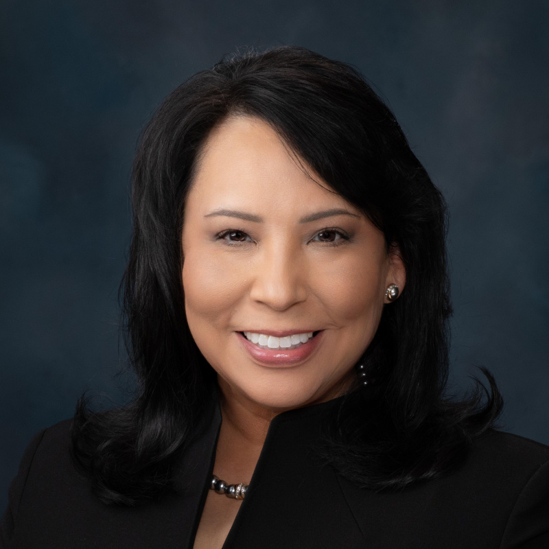 Tracey LeBeau Headshot