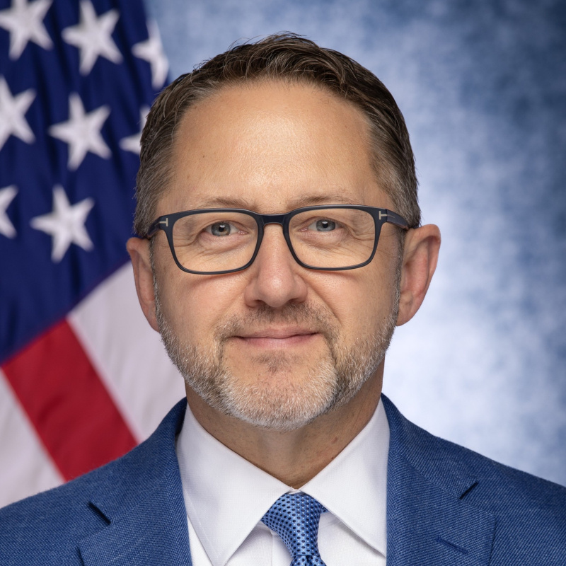 Shawn Whitman headshot