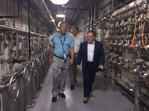 DOE-Savannah River Facility Representative Steve Stamper (left) walks with Deputy Energy Secretary Dan Brouillette through the Salt Waste Processing Facility.