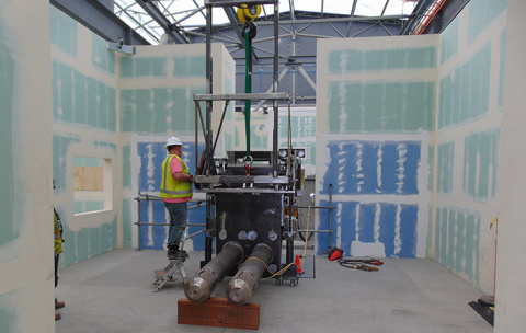 Workers on Hanford’s 324 Building Disposition Project are training on equipment to be used to transfer highly contaminated debris and soil.