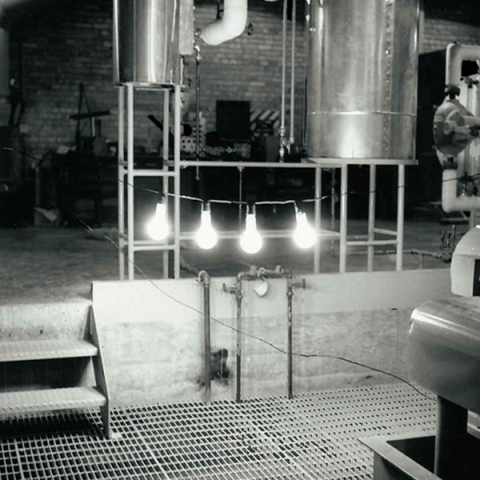EBR-I four lightbulbs