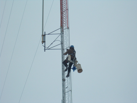 A meteorological tower at EM’s West Valley Demonstration Site recently underwent an annual inspection by the company Mid-State Communications.