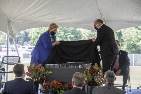 Officials Unveil 3-D Model of Proposed Advanced Manufacturing Collaborative Facility