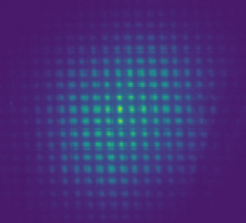An X-ray image taken with a novel X-ray wavefront imager results in high precision measurements of intensity and direction of the X-ray beam. 