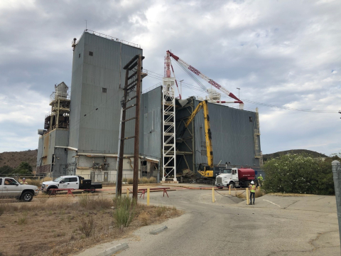 Crews are in the homestretch of achieving an EM 2021 priority to complete demolition of all DOE-owned buildings at the former Energy Technology Engineering Center (ETEC) site in Ventura County, California. 