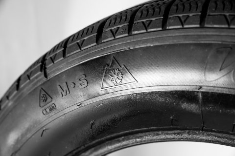 Tire symbols