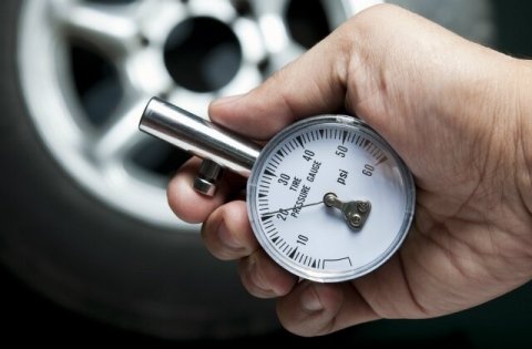 Tire pressure gauge