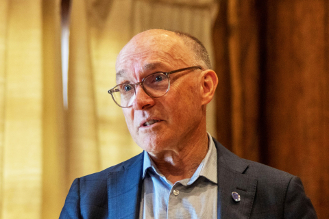 A portrait of Dr. Robert Floyd