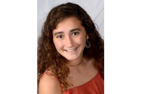 Headshot of Kayla Ghezzi