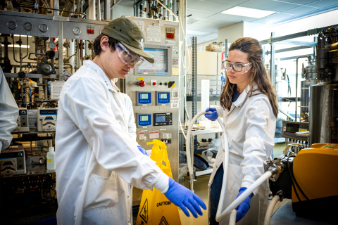 Advanced Bioprocess Engineer Laboratory_2