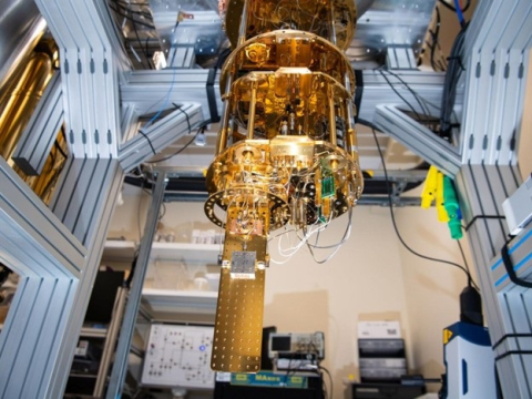 Dilution refrigerators keep superconducting qubits cold.