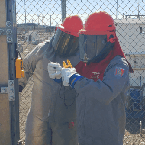 Rotating set of images of employees at the Hanford Site performing maintenance on its tank farms
