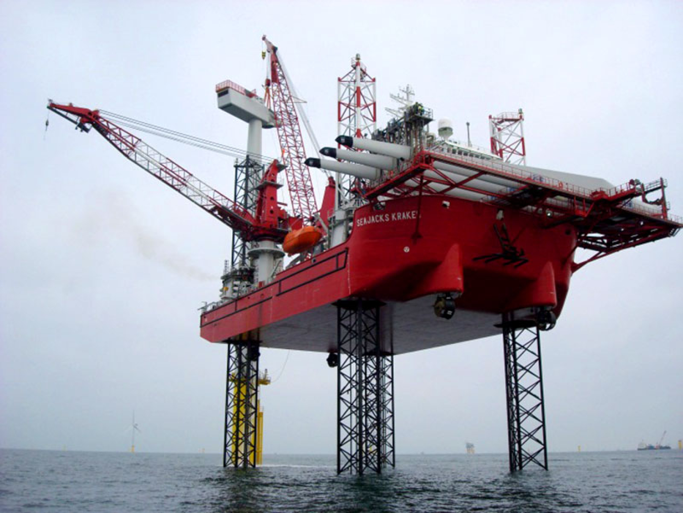 2012qtr3_offshore_large.jpg