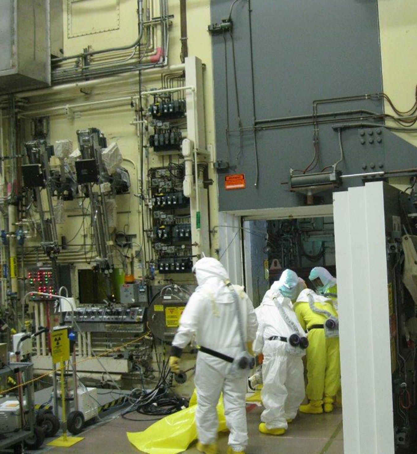 June 2017 324 Airlock Debris Removal