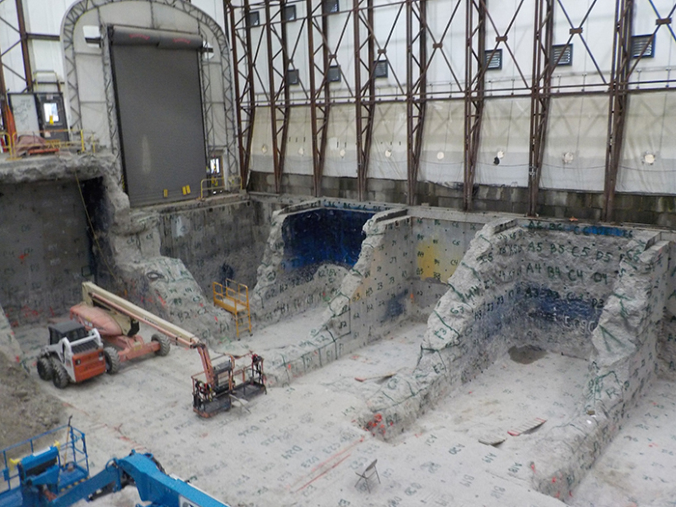 Workers have begun the last phase of building demolition at the Separations Process Research Unit. 