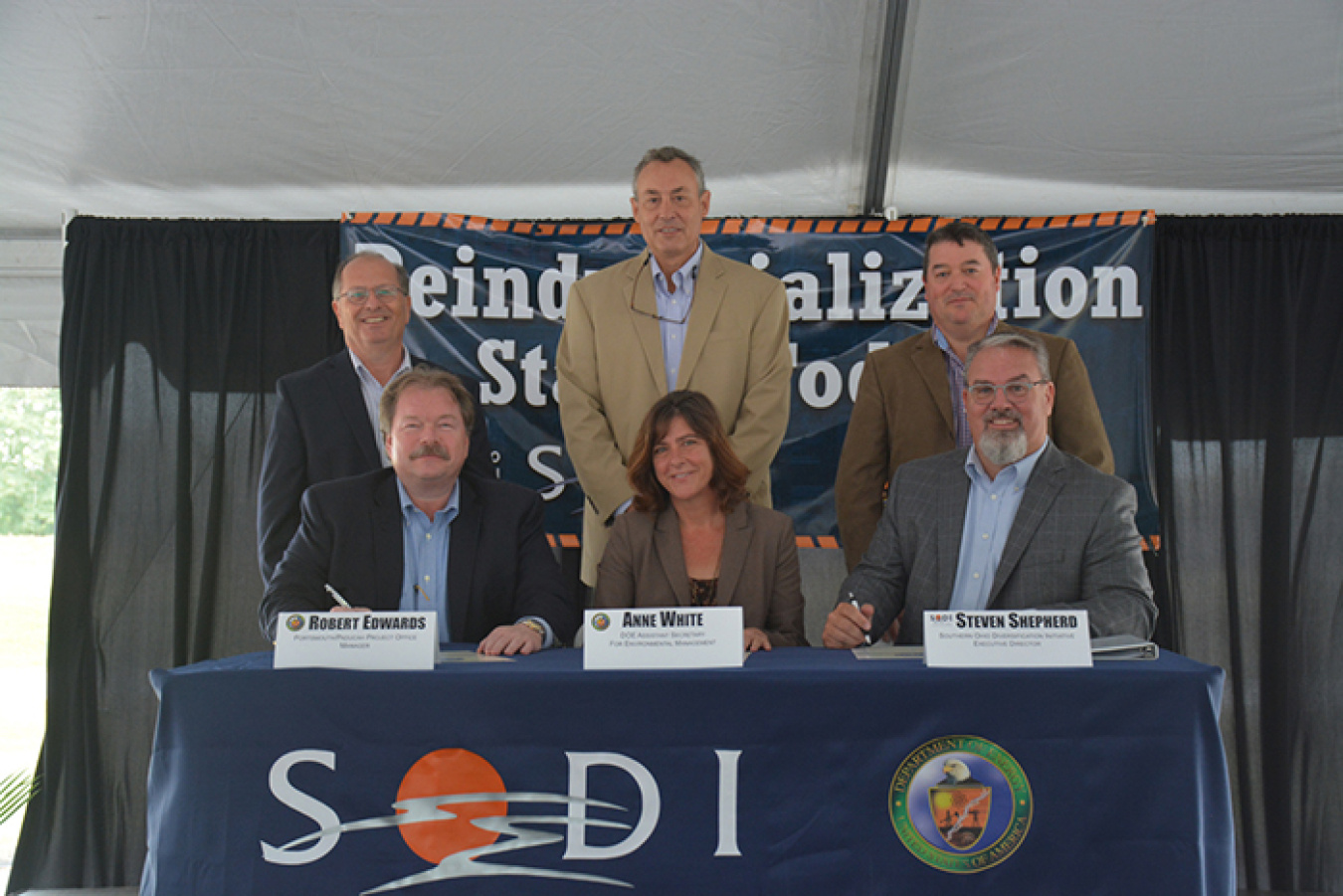 Front, PPPO Manager Robert Edwards, EM Assistant Secretary Anne White, SODI Executive Director Steve Shepherd. Back, SODI Counsel Kevin Shoemaker, PPPO Deputy Manager Joel Bradburne, PPPO's Greg Simonton