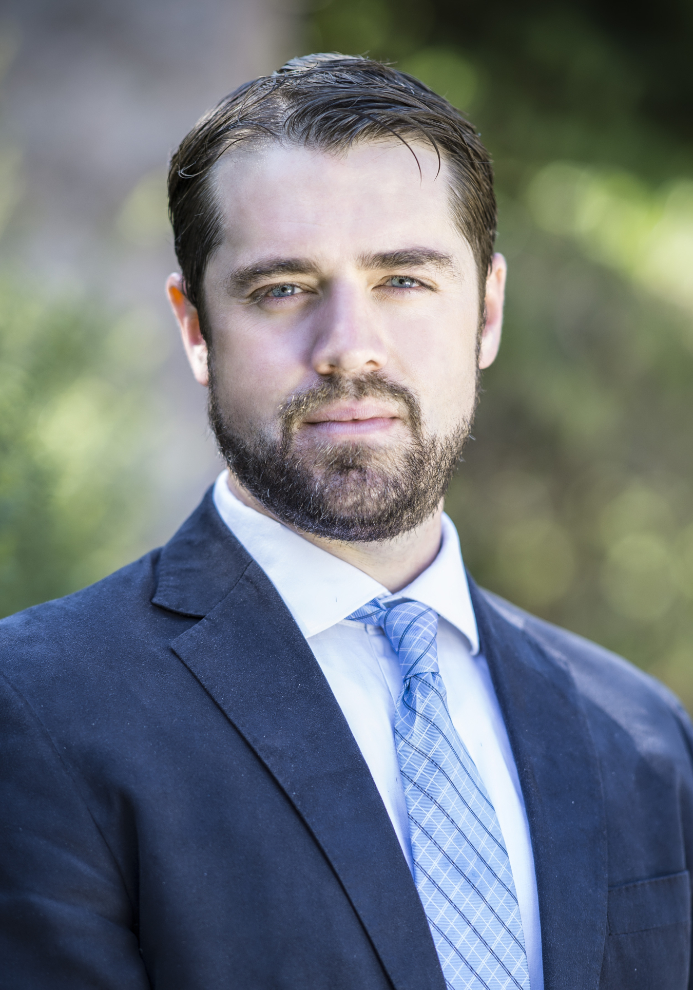 Andrew Graves Headshot