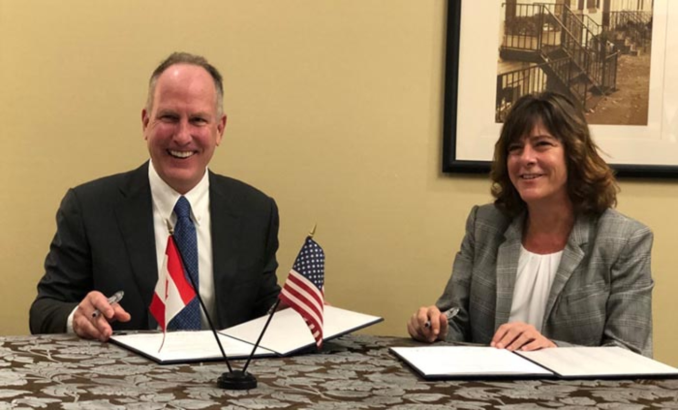 EM Assistant Secretary Anne White and Richard Sexton, president and CEO of Atomic Energy of Canada Ltd. (AECL), signed a five-year extension to a Statement of Intent (SOI) that allows EM and Canada’s nuclear cleanup program to exchange information.