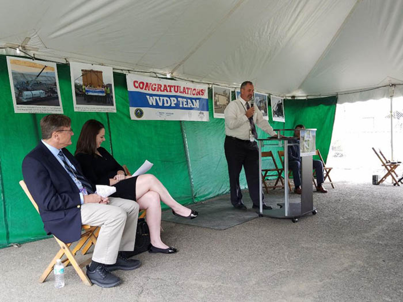 EM West Valley Demonstration Project (WVDP) Site Director Bryan Bower recognizes employees for their hard work and diligence in completing their latest cleanup accomplishments.