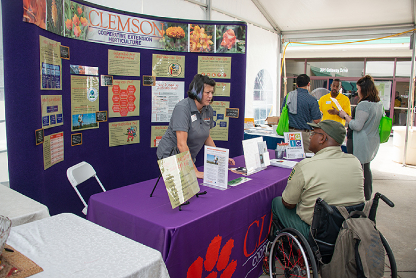 Vicky Bertagnolli, Clemson University home horticulture agent at expo