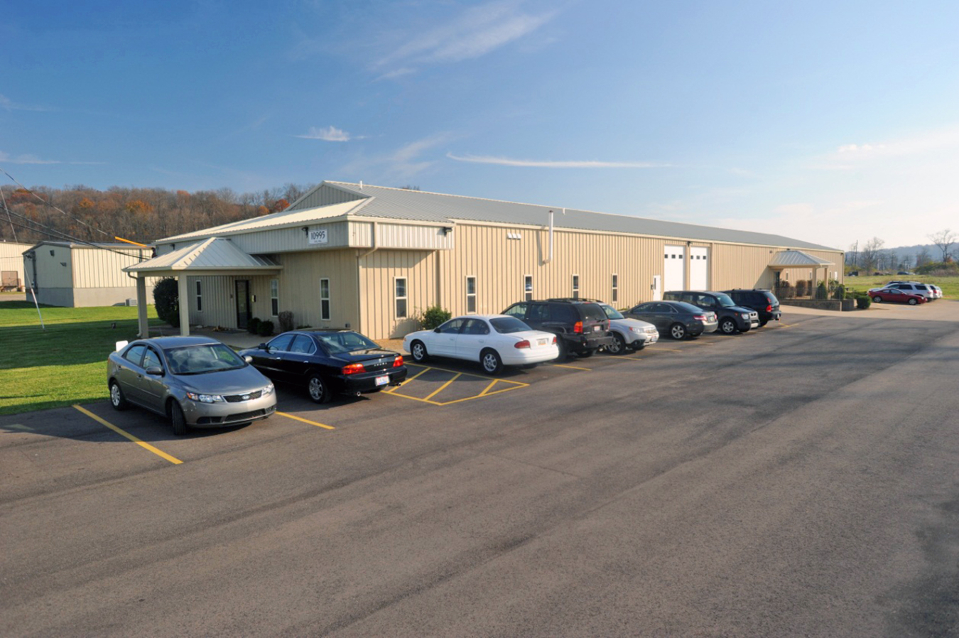 An innovative cool roof installation increased energy efficiency at the Fernald Preserve, Ohio, offsite administrative building.