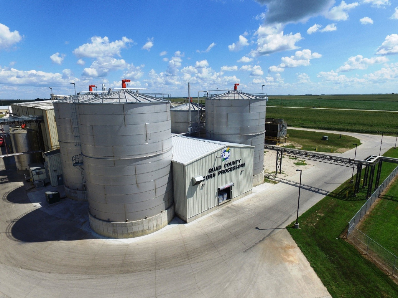 An aerial view of Quad County Corn Processors, a corn processing facility in Galva, Iowa, that produces protein, distiller’s corn oil, ethanol and cellulosic ethanol.