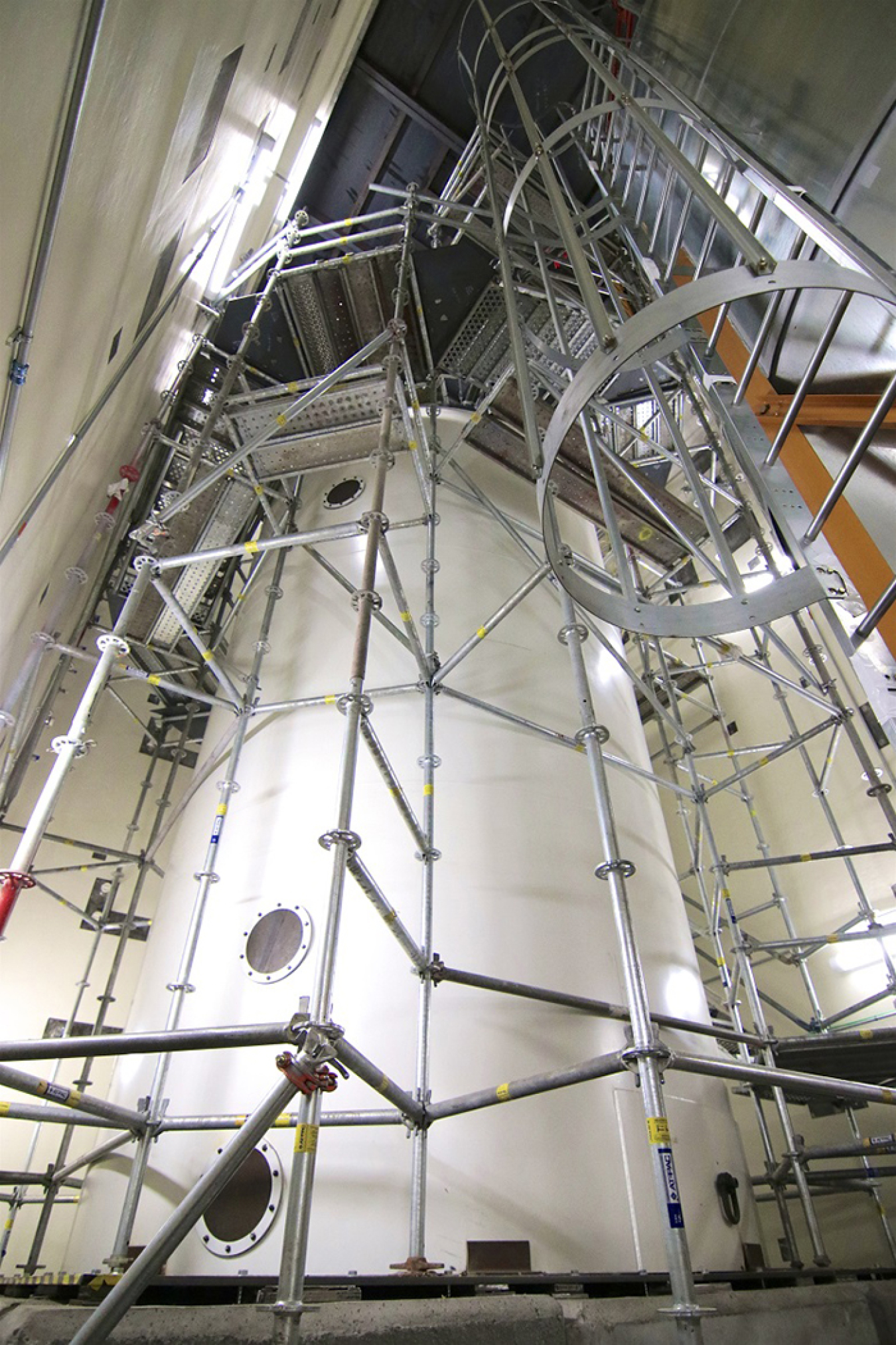 At DOE’s Idaho National Laboratory Site, EM cleanup contractor Fluor Idaho partners with local fabrication small businesses to develop cleanup equipment.