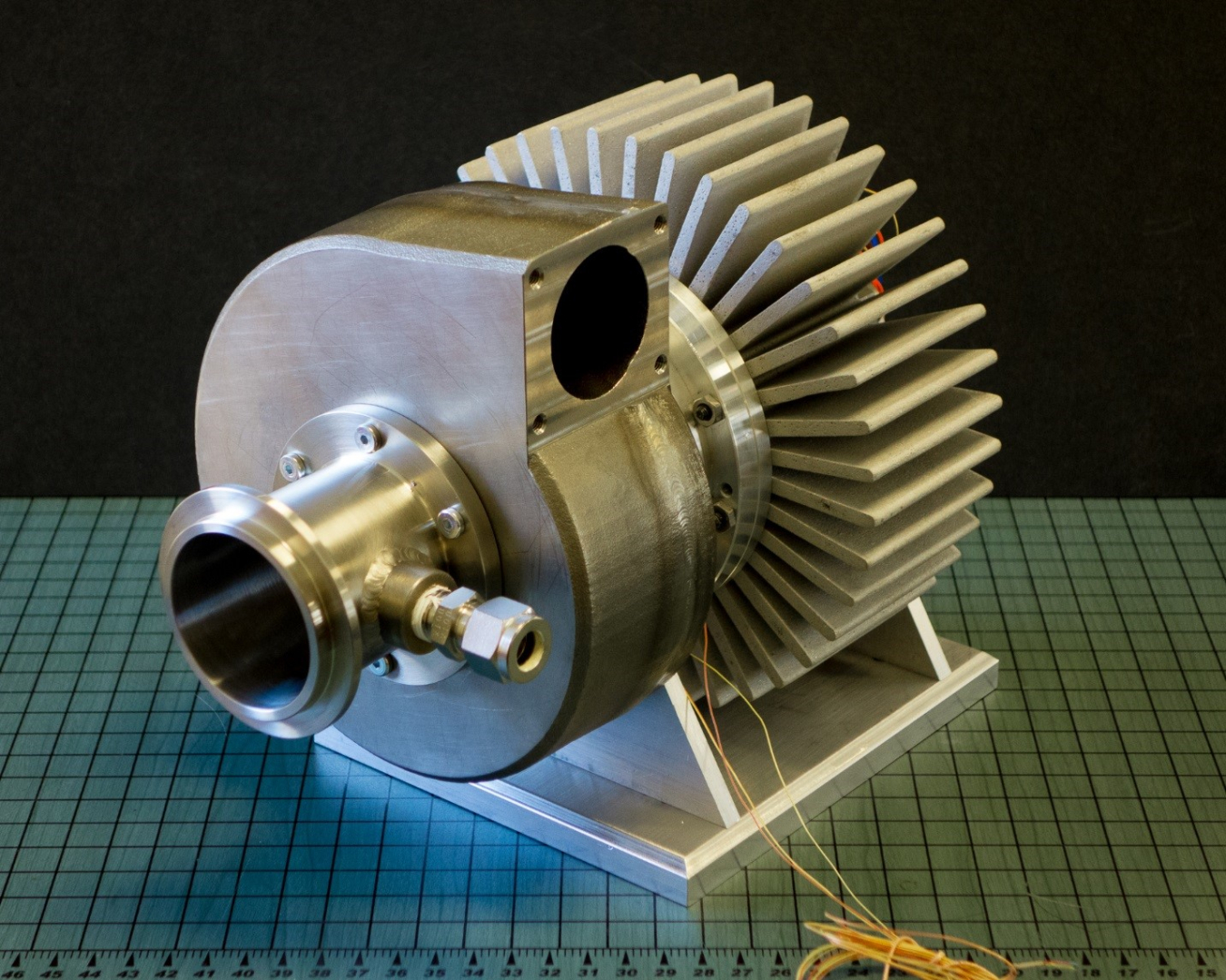 High-temperature circulator hardware