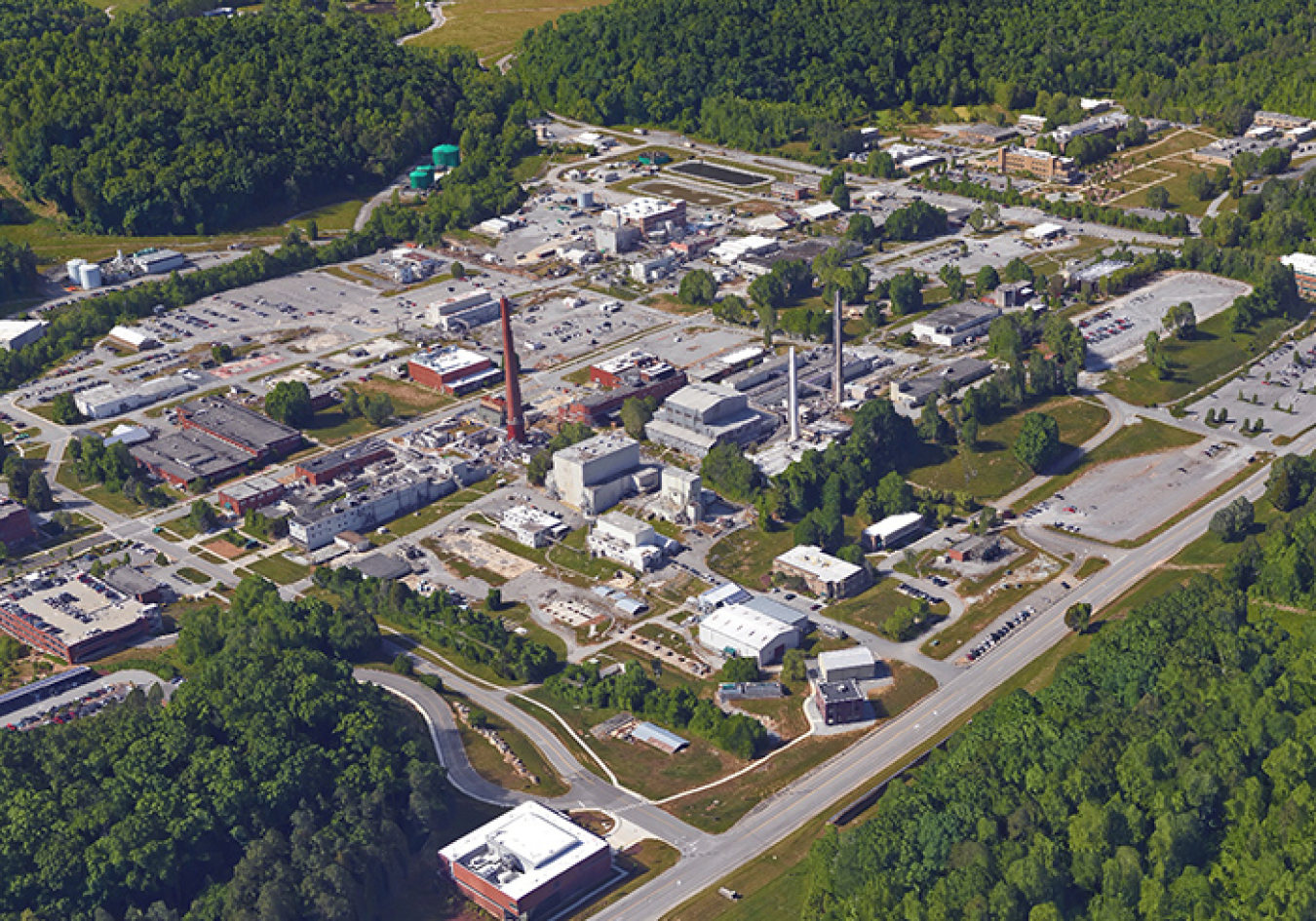 A view of the Oak Ridge National Laboratory central campus, where EM is scheduled to conduct cleanup in the years ahead.