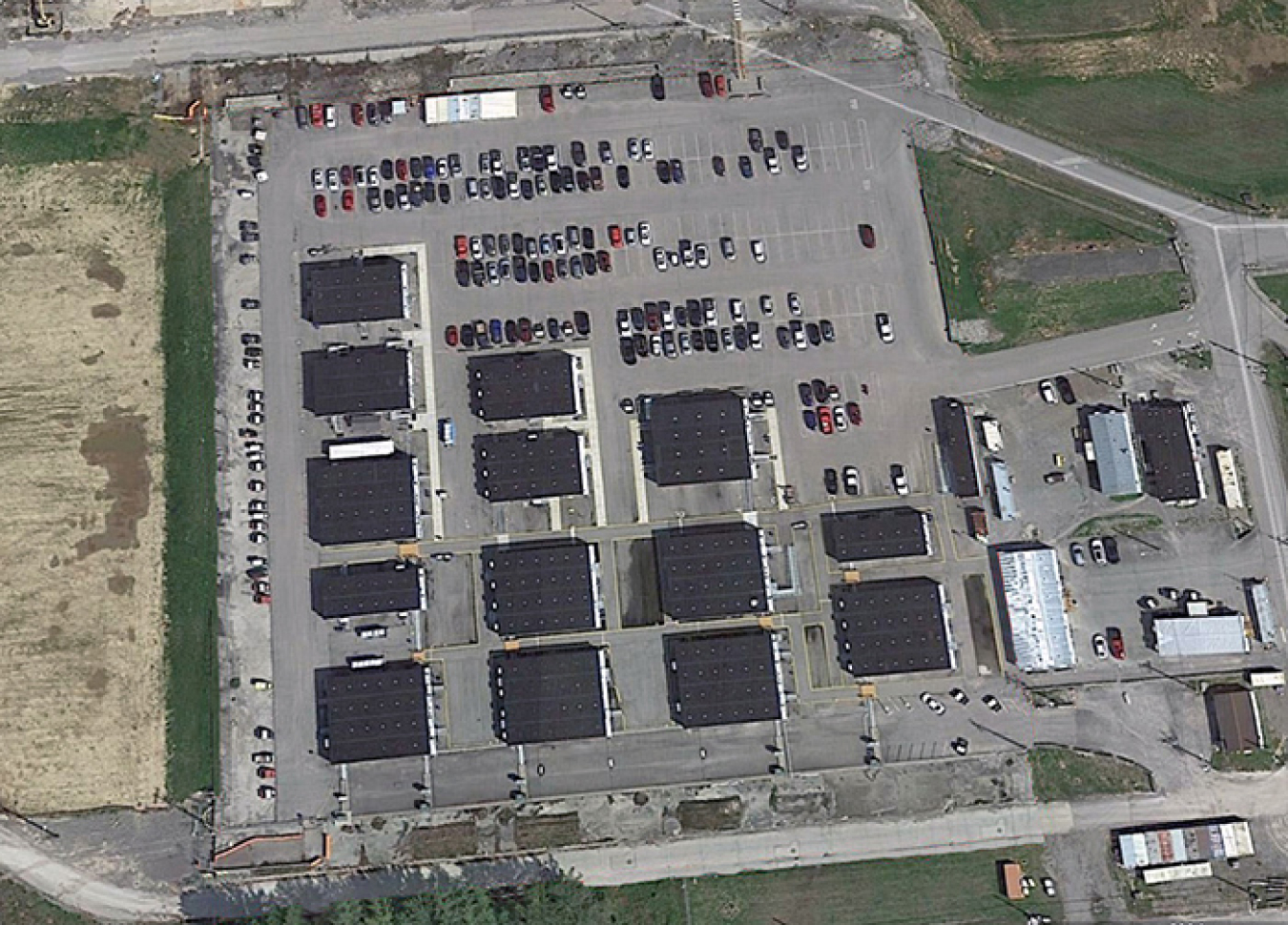 After the Building K-29 demolition, the building’s pad was paved over with asphalt, and trailers were placed there to house the large number of cleanup personnel working at the site.