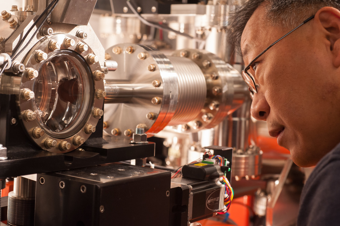 Yiping Feng and the SRD X-RAY "Single Shot" detector in LCLS's Front End Enclosure (FEE) Hall.
