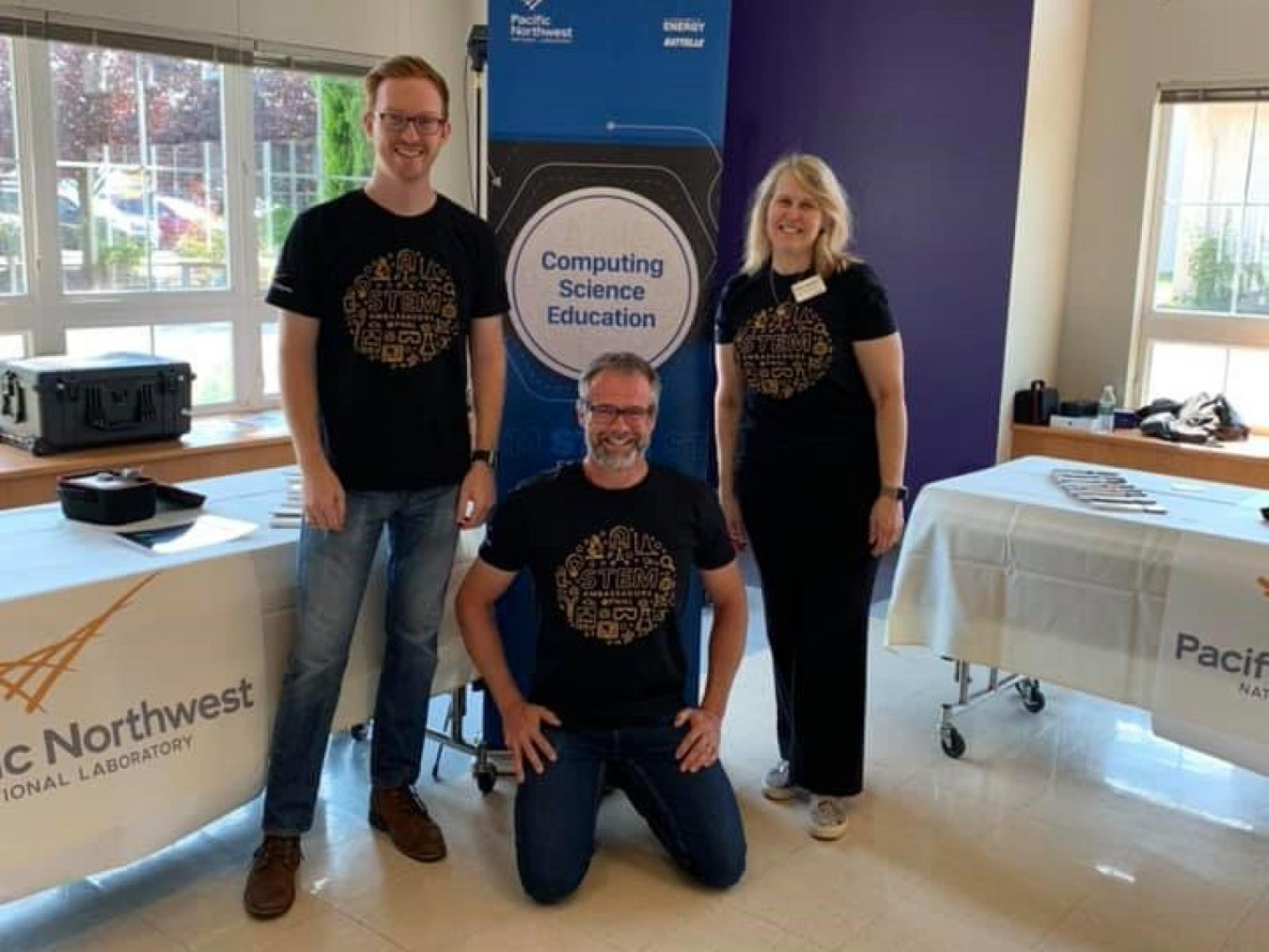 Network Collapse, a virtual reality (VR) science, technology, engineering, and mathematics (STEM) app developed by PNNL researchers, has won a Gold Award from the 2019 International Serious Play Awards.