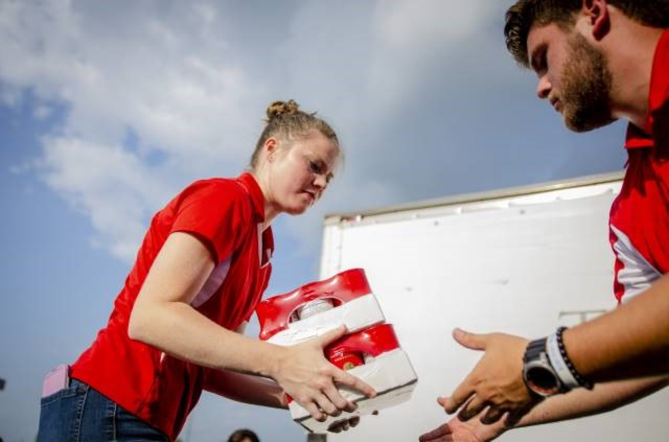 EM Paducah Site interns Tristan Alexander and Kyle Garner have helped the site collect over 19,000 pounds of food for local nonprofits during the Feds Feed Families campaign.