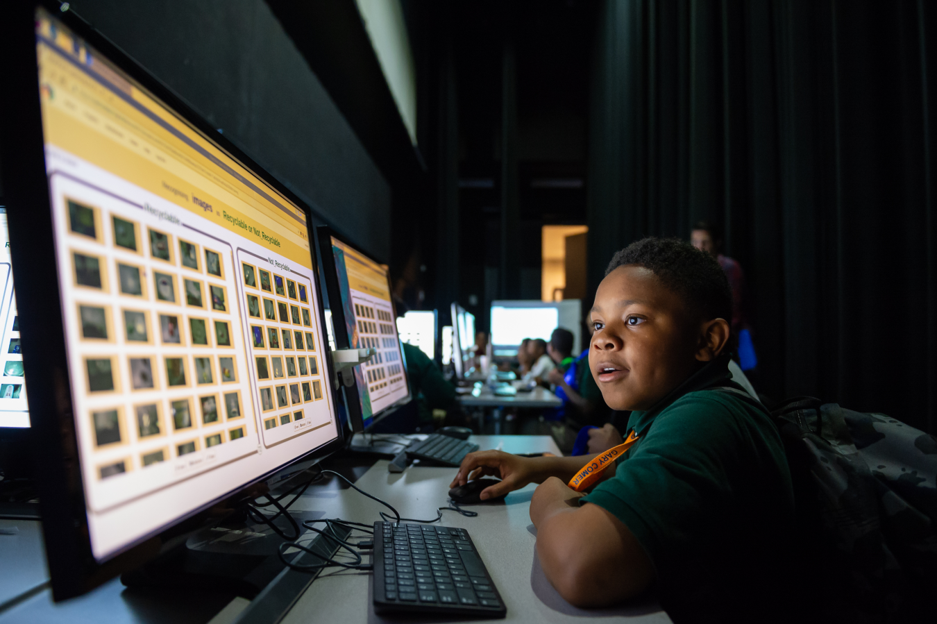 DOE’s Argonne National Laboratory collaborated with South Side of Chicago’s Gary Comer Youth Center to host a multi-national DOE lab exhibition for local youth.