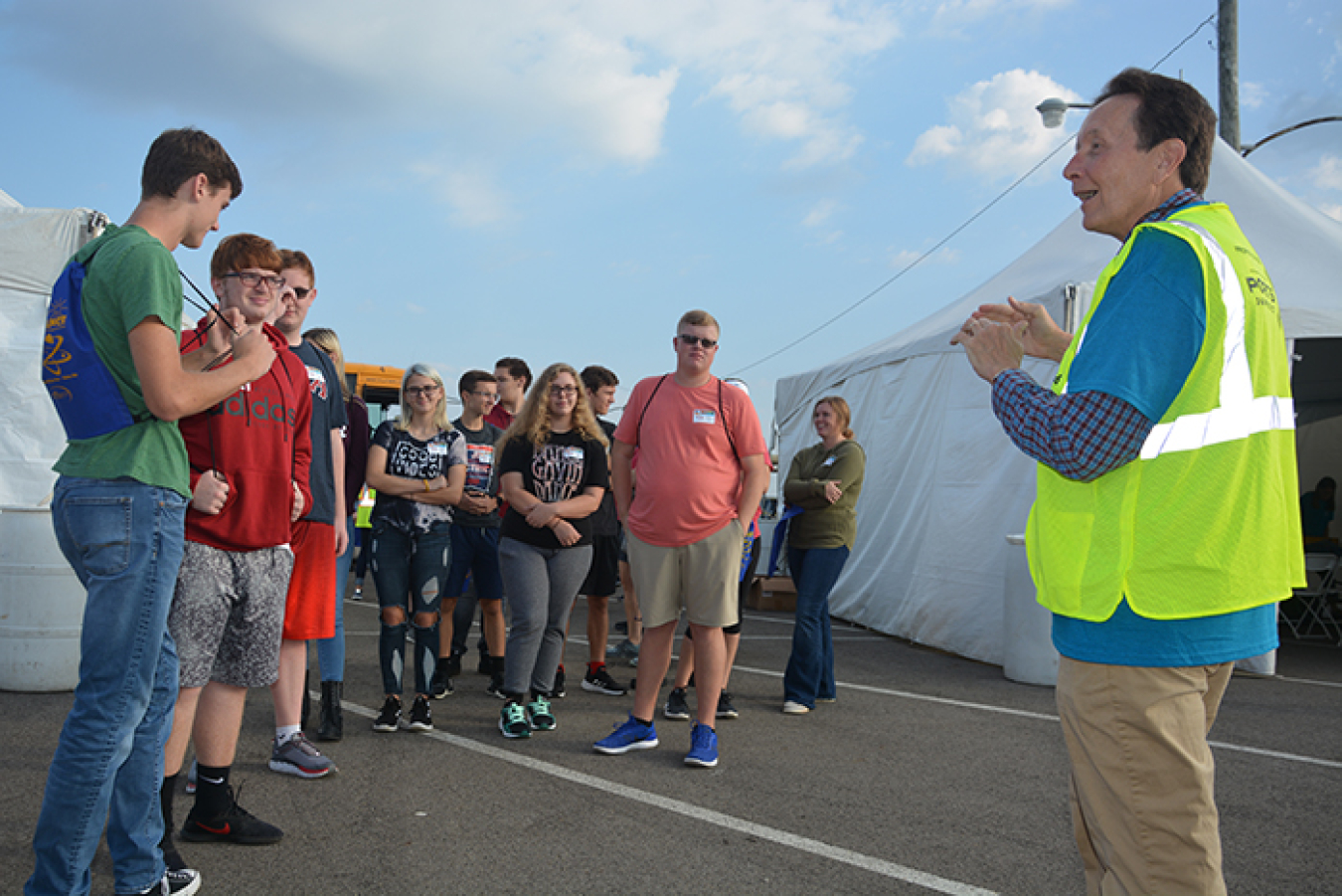 Portsmouth Site Lead Jeff Bettinger welcomes students to the Portsmouth Gaseous Diffusion Plant site for the 10th Science Alliance event.