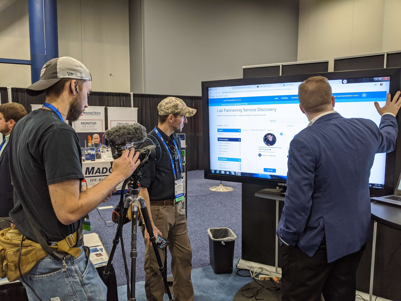 SpaceCom Lab Partnering Service Demo