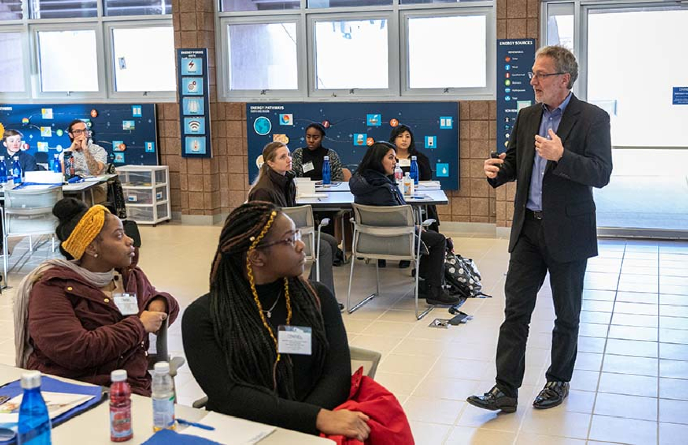NREL Director Martin Keller gave an overview of the lab's mission to students at the Mini-Semester.