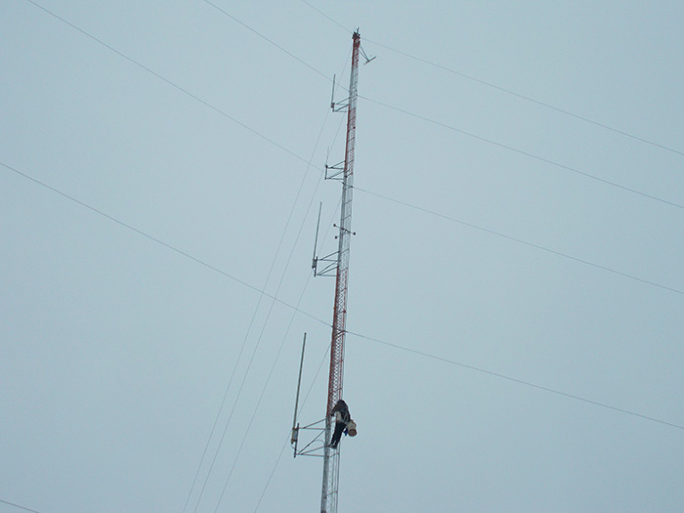 A meteorological tower at EM’s West Valley Demonstration Site recently underwent an annual inspection by the company Mid-State Communications.