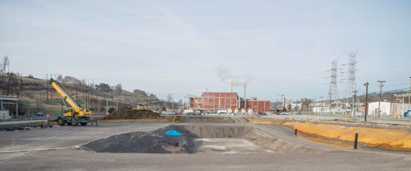 The site of the treatment plant for the Outfall 200 Mercury Treatment Facility, where workers are preparing to install concrete.