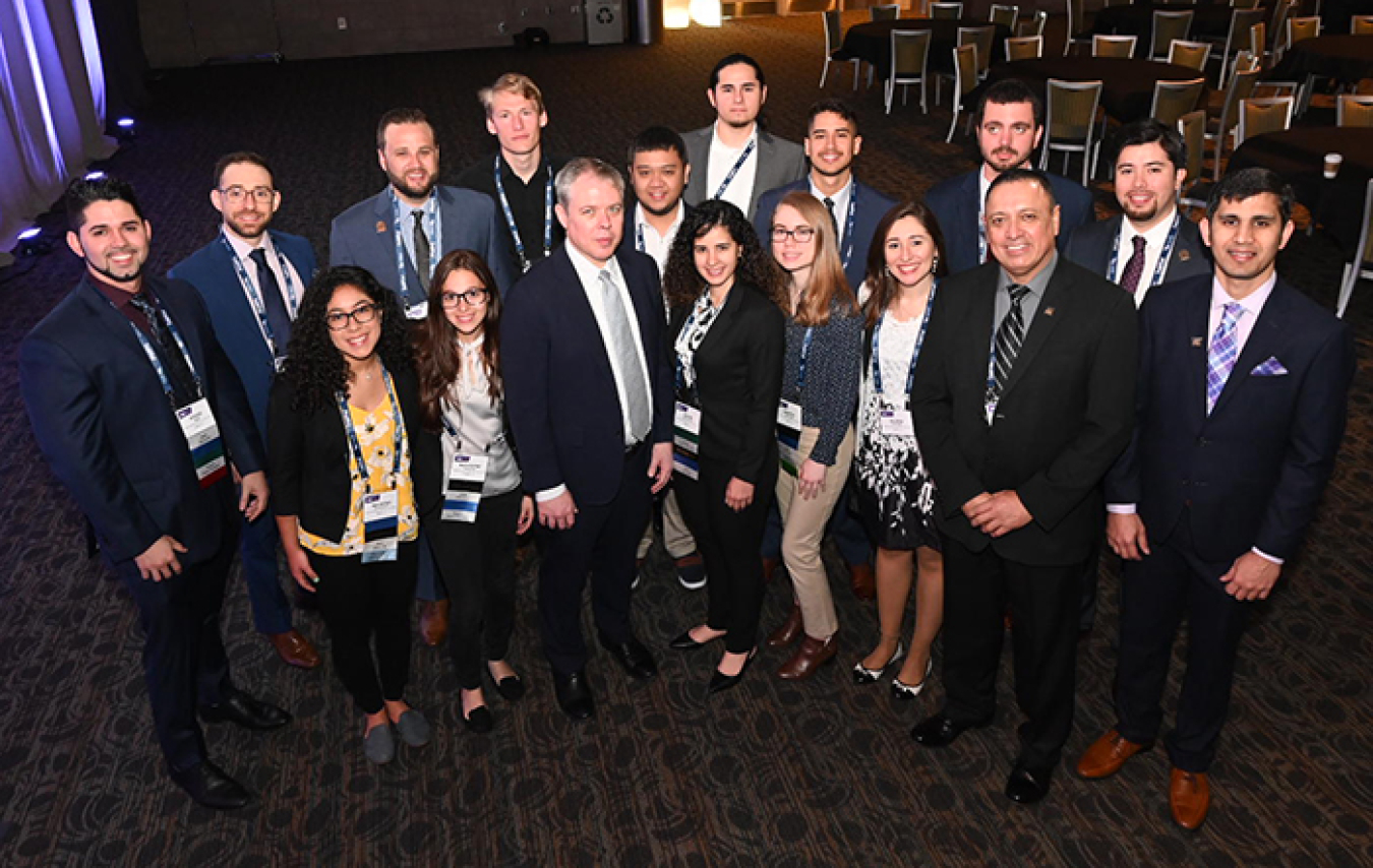 EM's Ike White Meets With DOE Fellows