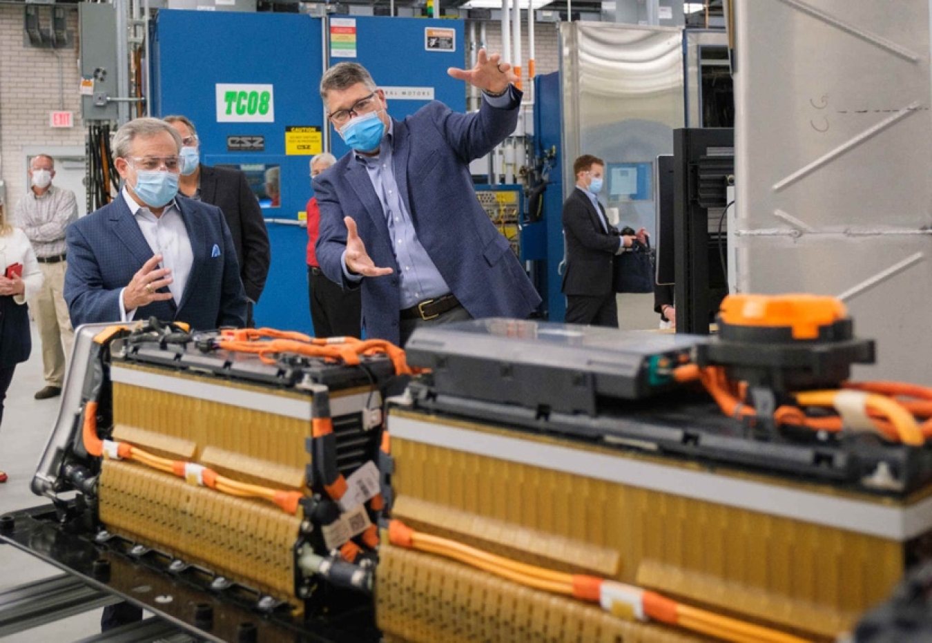 Secretary Brouillette touring the General Motors facility