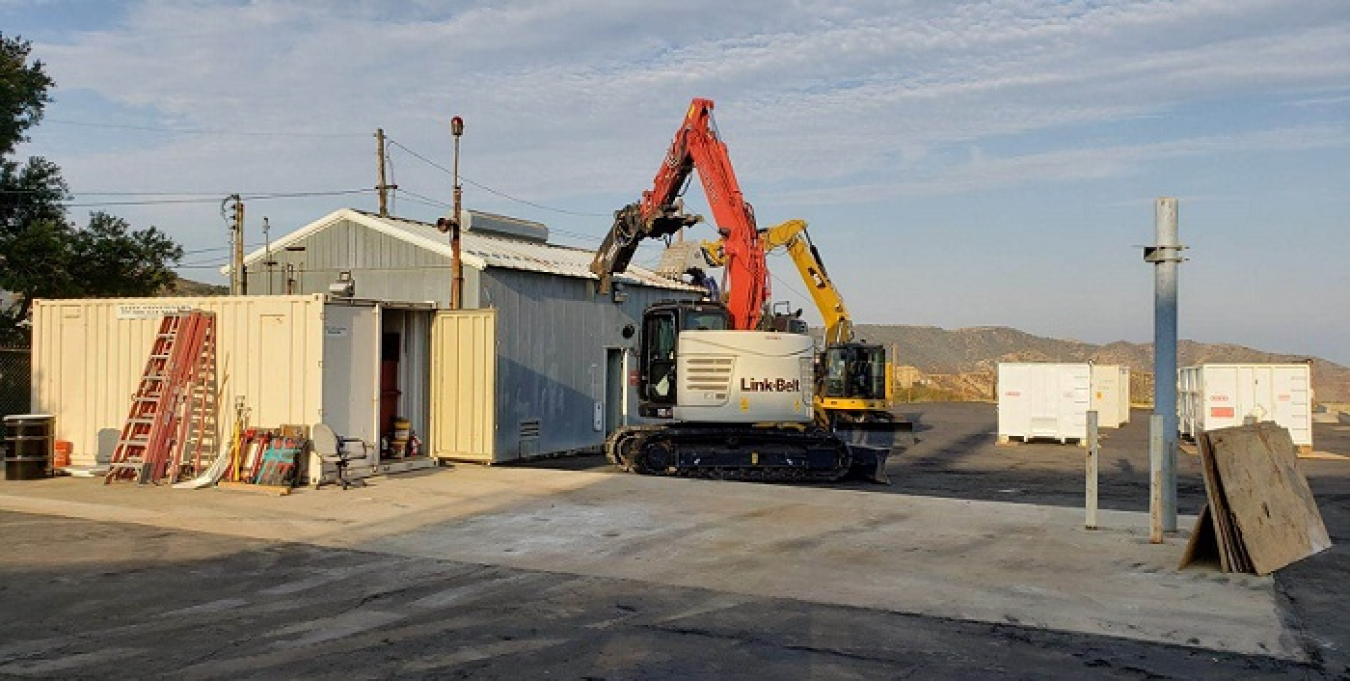 – EM crews recently took down the eighth of 10 buildings set for demolition at the Radioactive Materials Handling Facility 