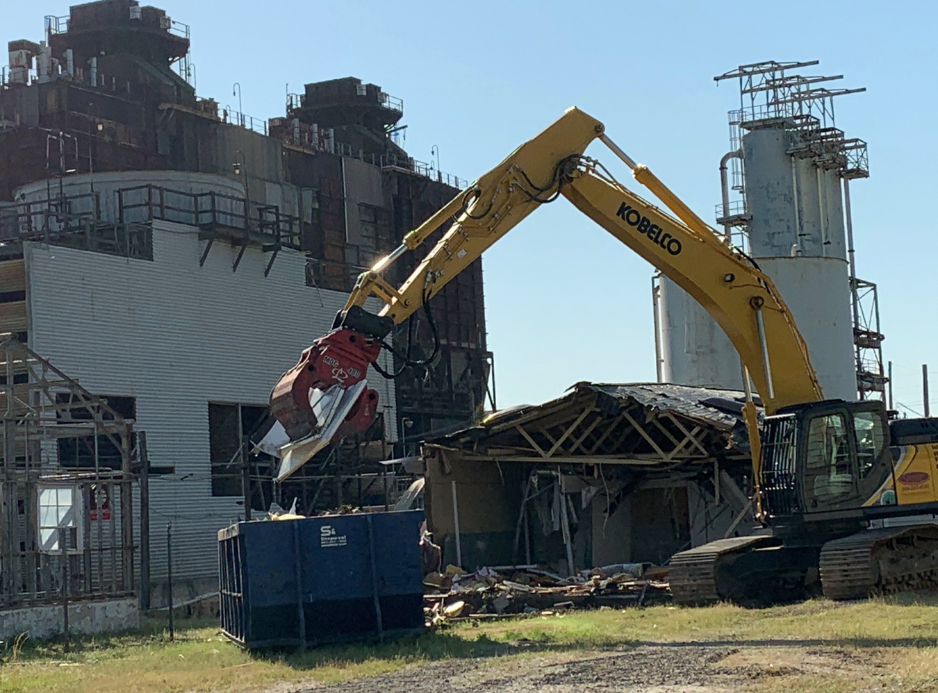 Crews with CTI and Associates, a protégé and subcontractor to Savannah River Nuclear Solutions, demolishes a building near the former D Area Powerhouse at the Savannah River Site.