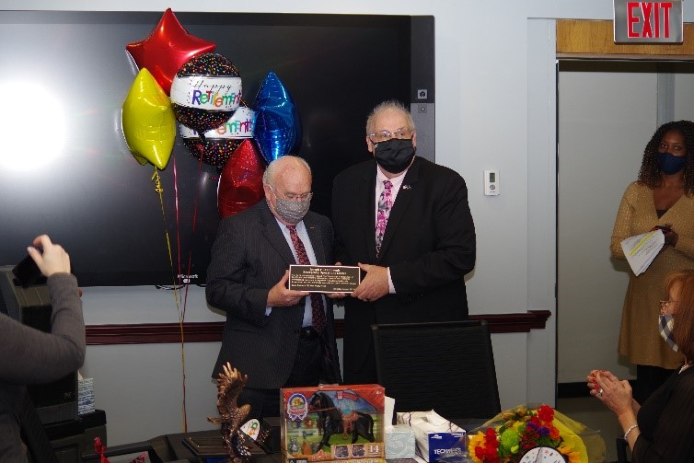 Joe Stambaugh NA-44 Director receiving the CEOC dedication plaque from NA-40 Chief Hopkins