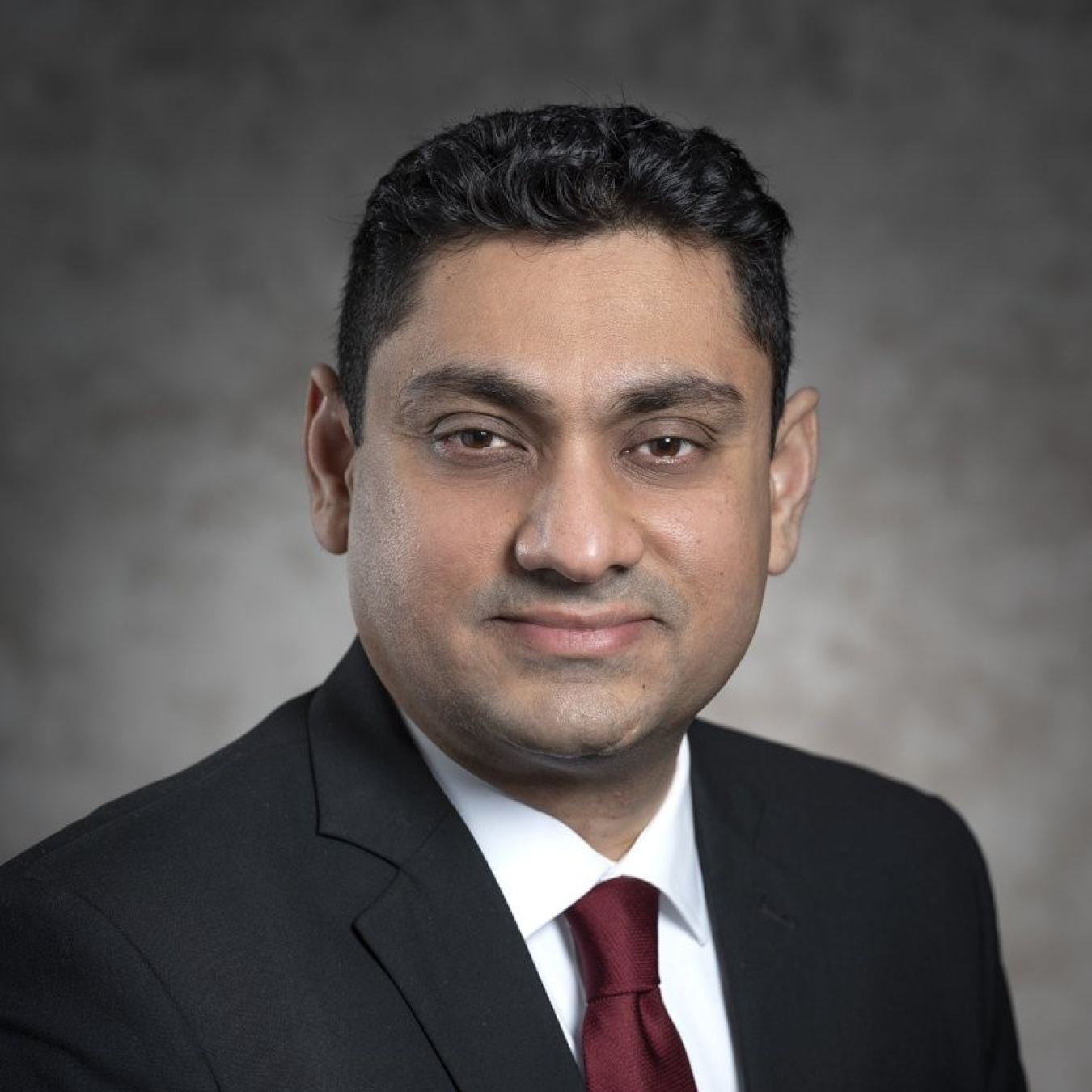 Headshot of Fowad Muneer